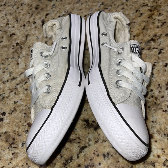 Converse - Picture 3 of 11